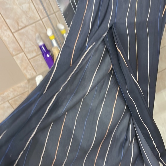 Nic + Zoe wide leg, loose fitting pants - Picture 3 of 6